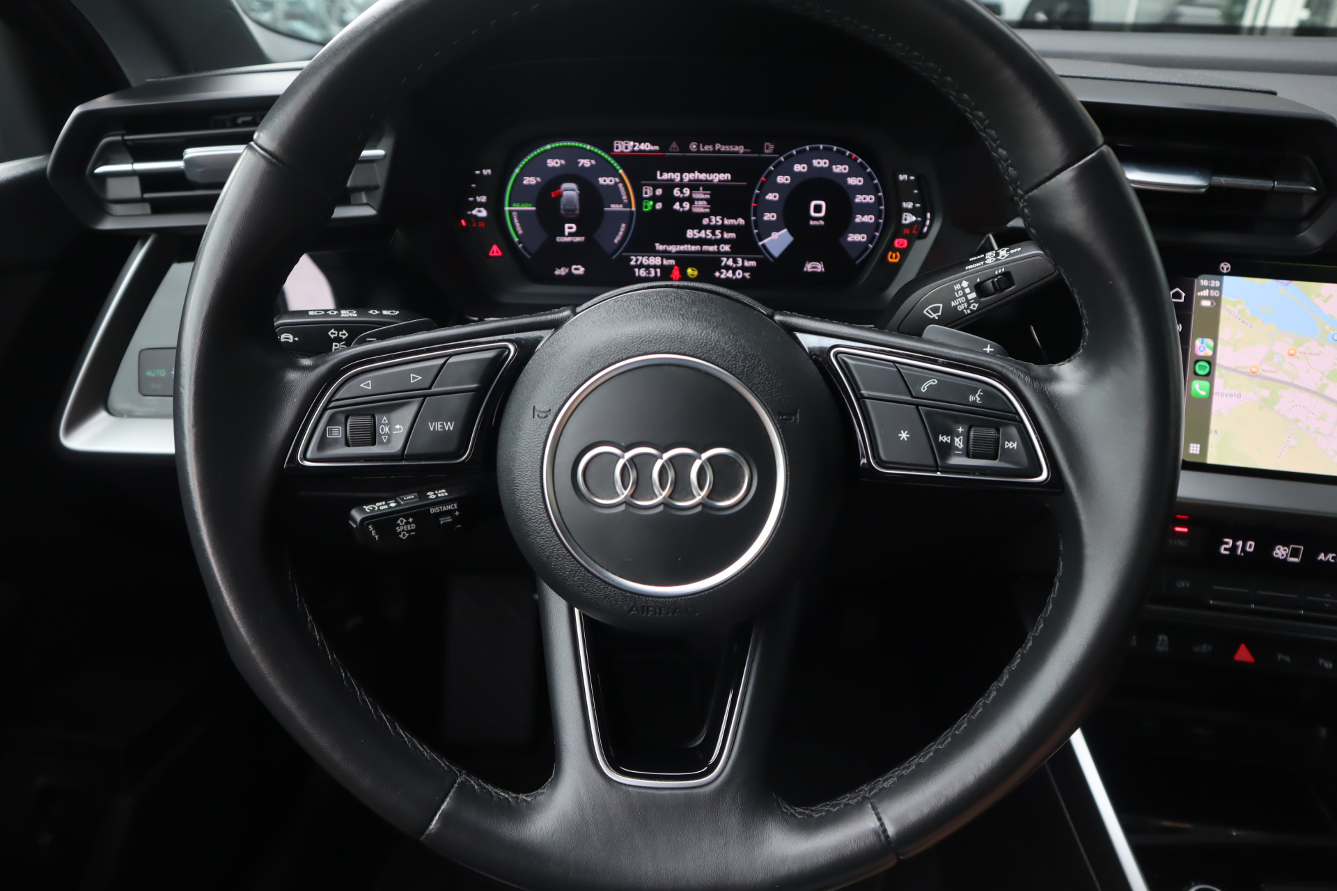46426772-7.jpg
