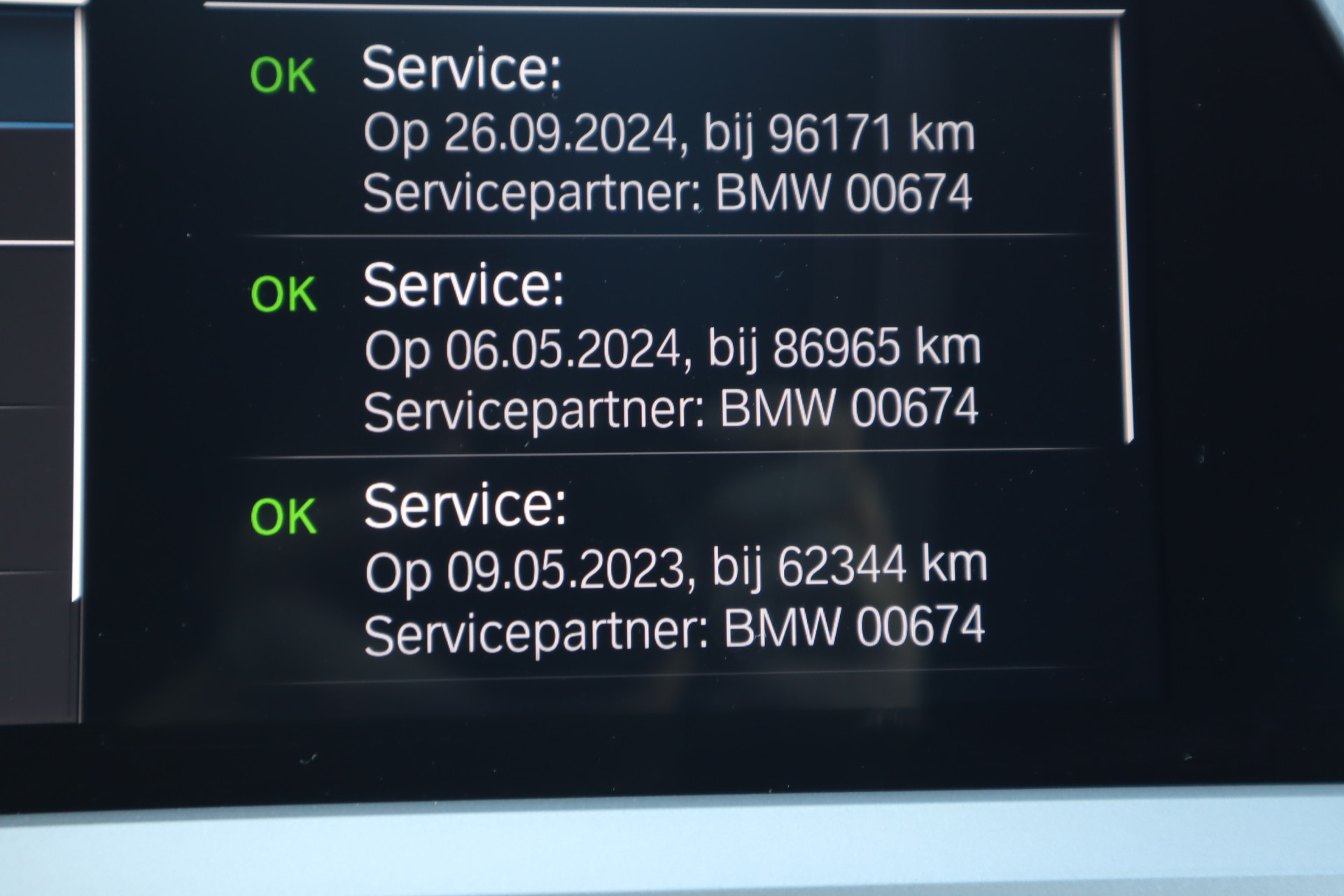 47942381-30.jpg