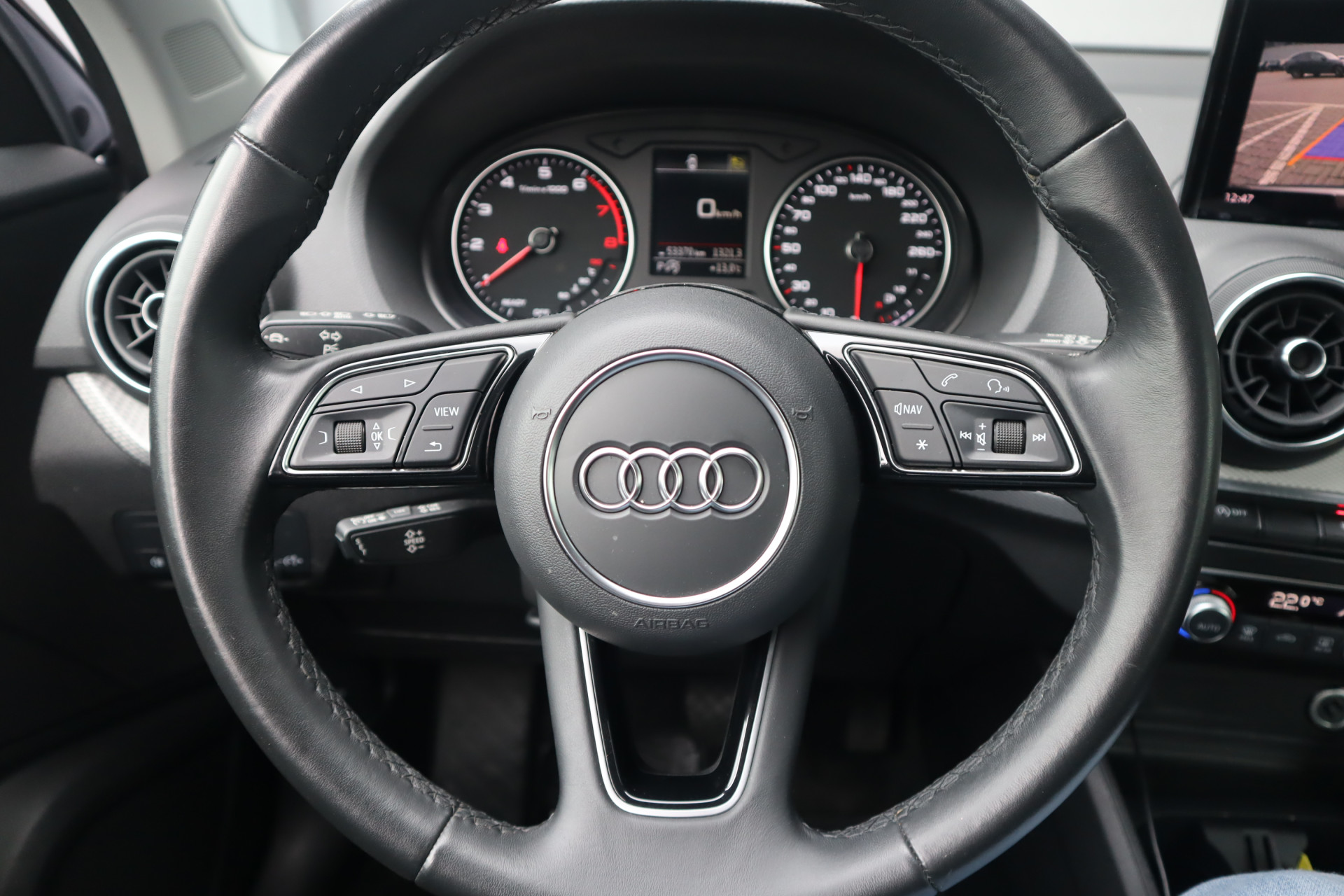 48404041-10.jpg