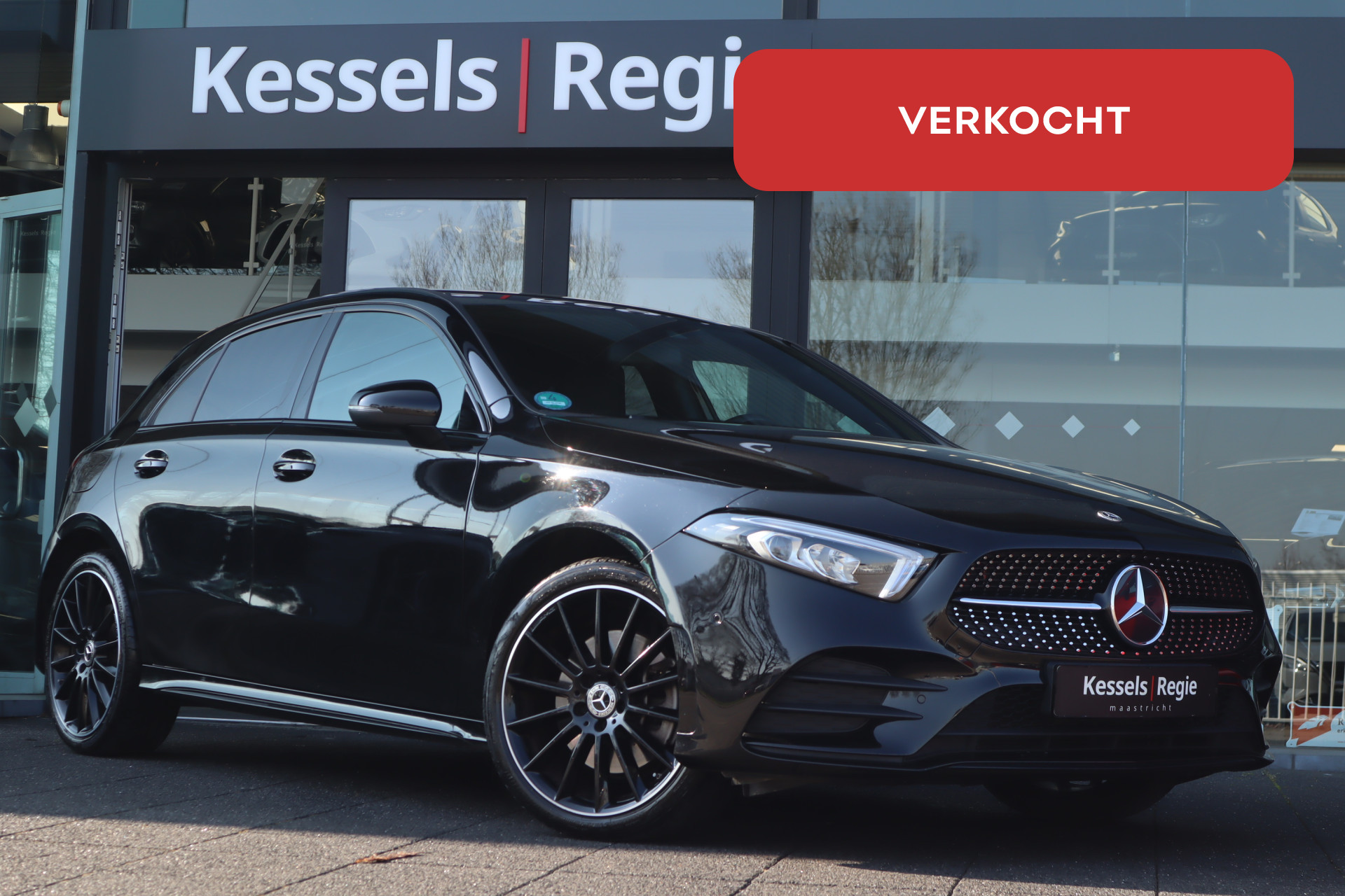 52181819