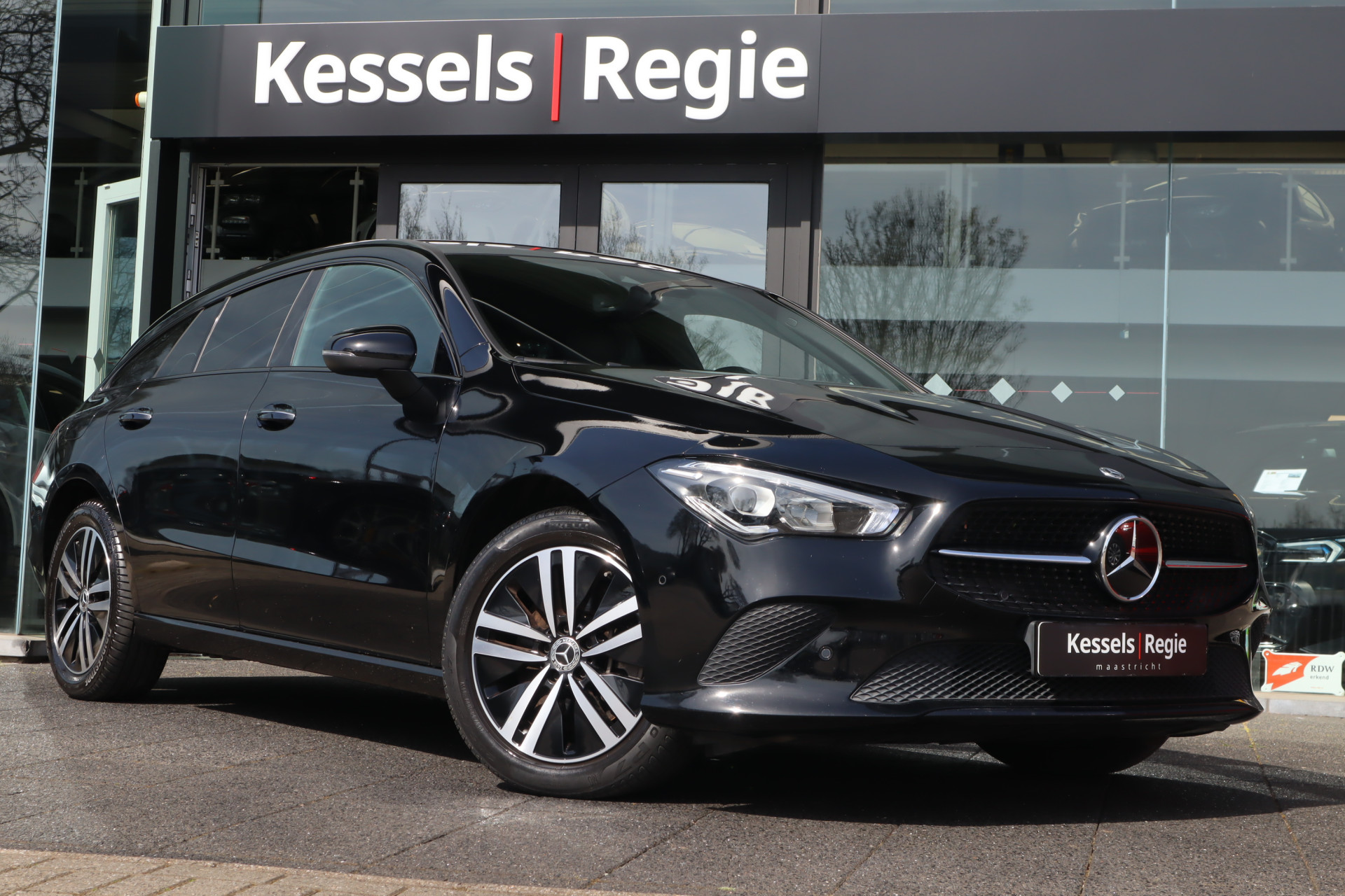 52690773
