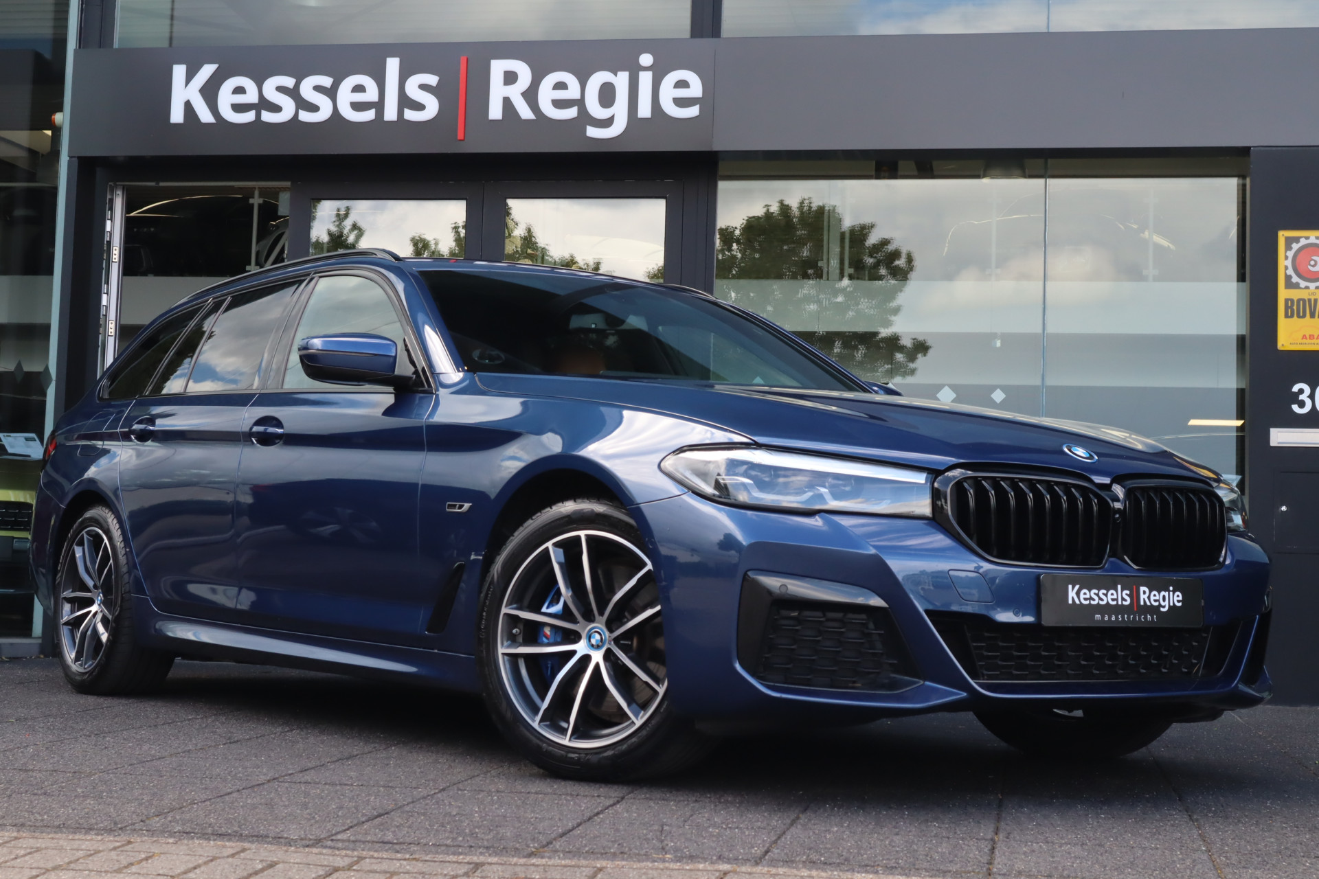 54141160