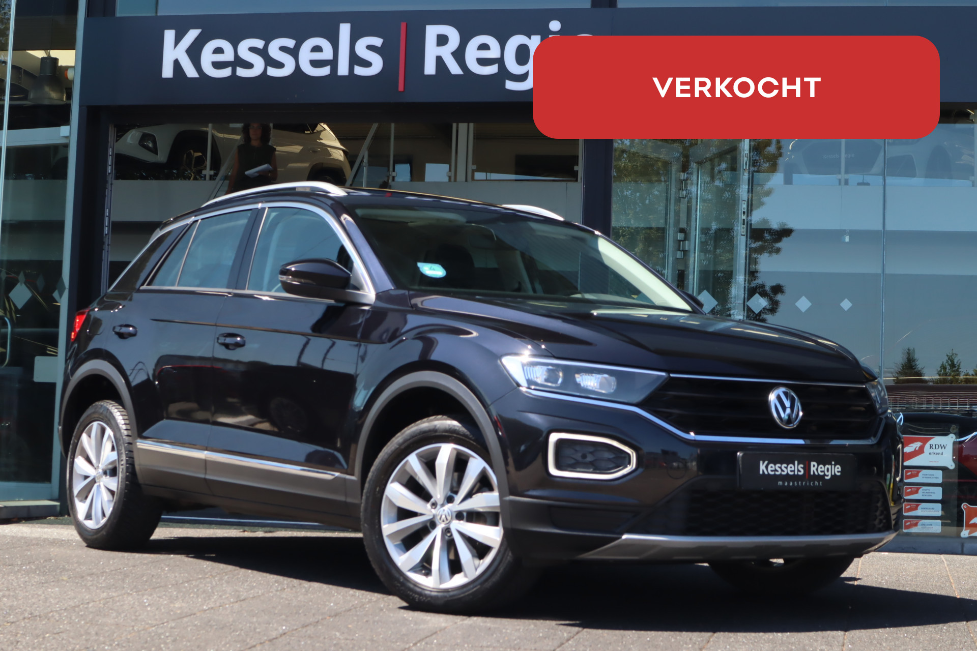 55524047