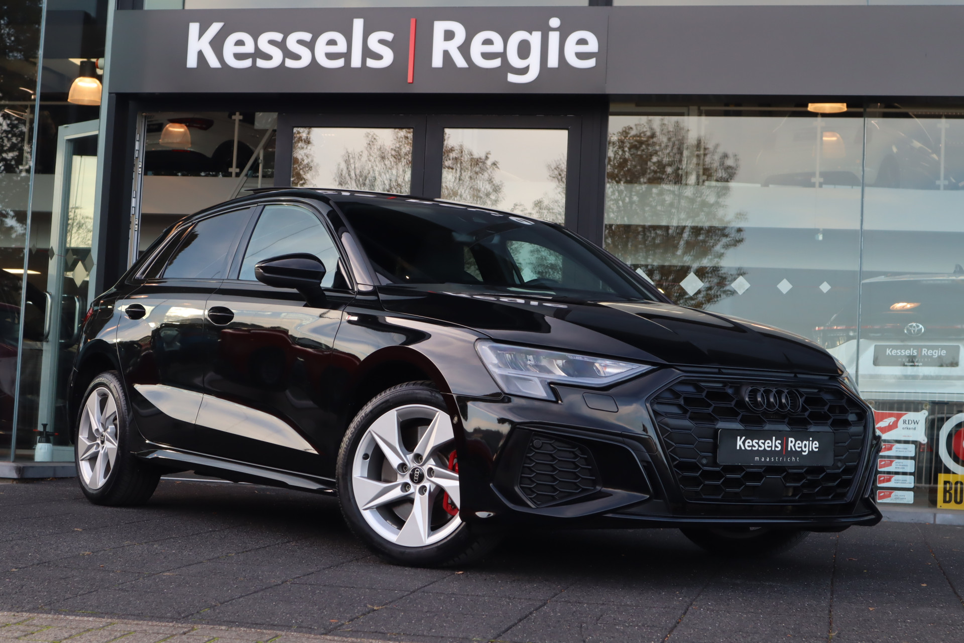 57761592